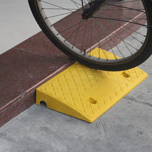 Colorful Plastic Curb Ramp