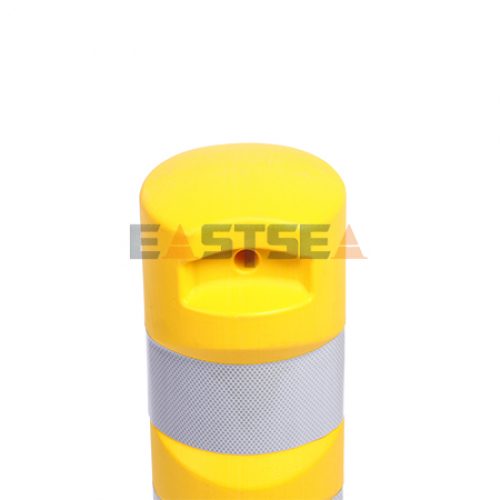 SpringBack Delineator Bollard