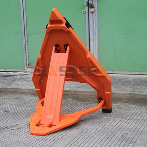 70CM  Triangle Foldable Sign