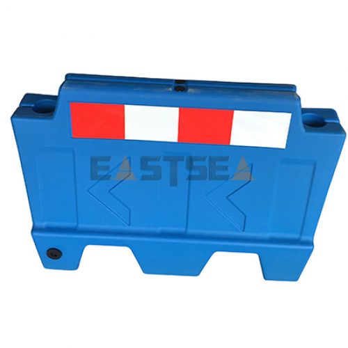 60CM Stackable Water Barrier